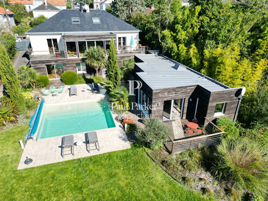 Maison Nantes 10 pièce(s) 327 m2 et gîte 3 pièces 74 m² - 396167_3PADR