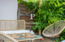 Merignac Family Home with 4 bedrooms, mature garden, heated swimming pool and garage - 4085663PPBD