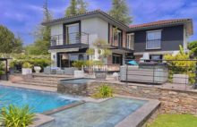 Villa Aix En Provence nord 12 pièce(s) 265 m2 + ANNEXE 38 m2 / 6 chambres /2500 m2 jardin + ANNEXE + Piscine 3 bassins - 4093033PCML