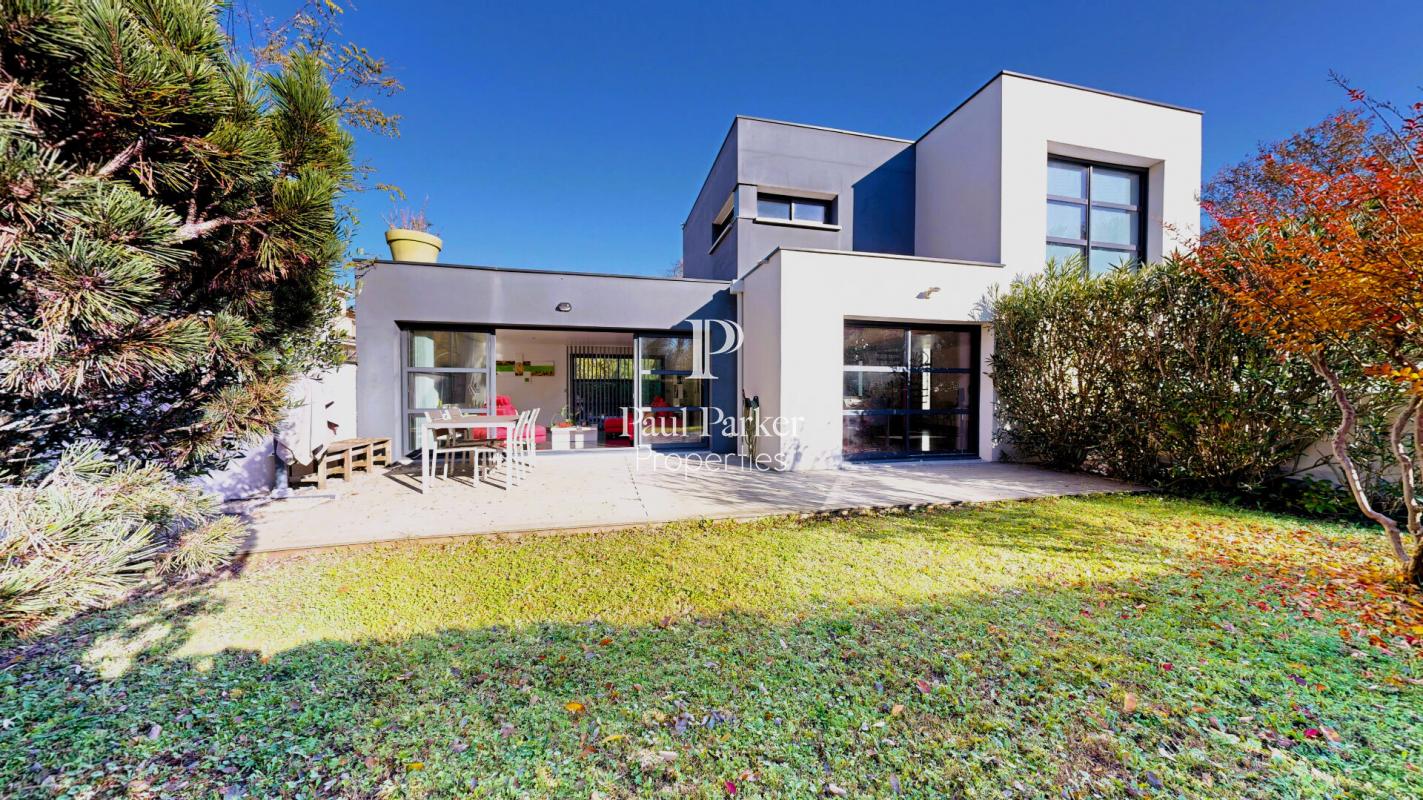 EYSINES MAISON D’ARCHITECTE AVEC PISCINE 137 m² - 4085383PCMIL