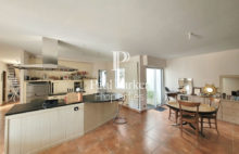 Maison  6 pièce(s) 236 m2 - 4094493PEON