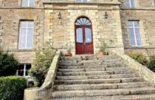 Château – Hôtel et gîtes sur 17 ha - 373782-3PADR