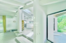 Villa moderne d’architecte,  au nord  d’Aix En Provence 12 pièce(s) /  Villa 250 m2+30 m2  annexe / 8 chambres / terrain 3200 m2 / piscine 11X 5 / 12 minutes pasteur - 4111253PCML