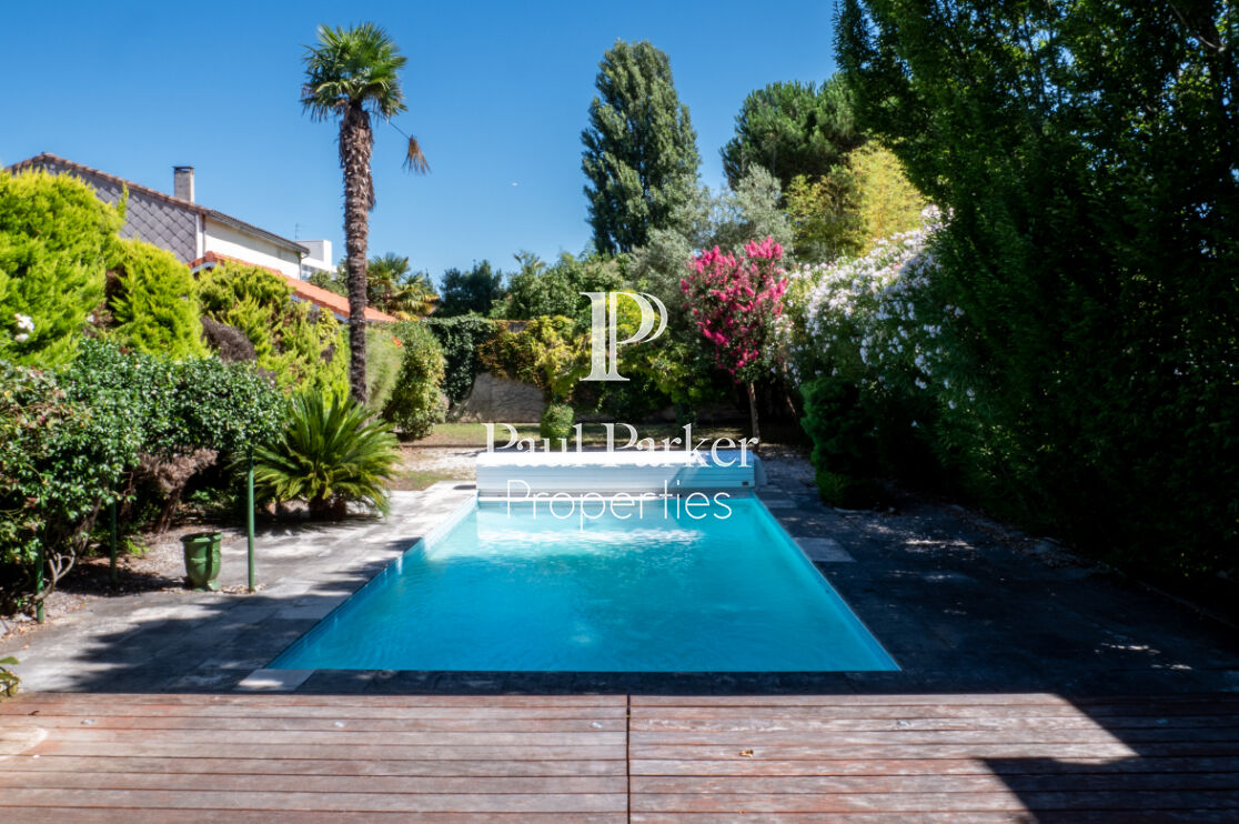 House ? Bordeaux Caudéran ? Primerose ? 8 rooms ? 232 m² - 3797033PCMILC3PCMIL