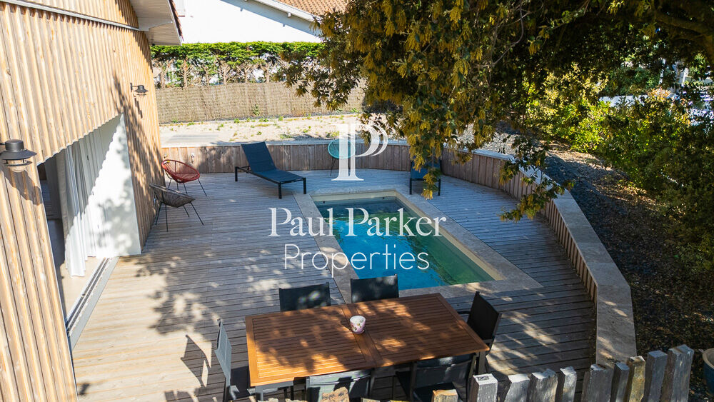GUJAN-MESTRAS – OPPOSITE THE PORT OF LA HUME BEAUTIFUL THREE-BEDROOM VILLA HEATED POOL AND OPTION FO - 4172913PPBD
