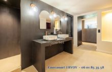 SOLE AGENT – PROVENCE – Property with pool and garden - 4210843PUVE