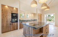 SOLE AGENT – PROVENCE – Property with pool and garden - 4210843PUVE