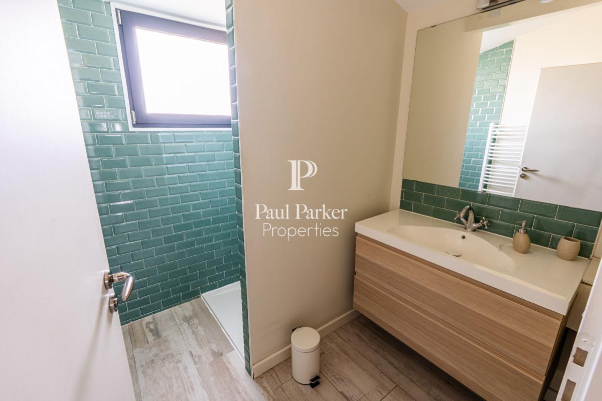 House ? Bordeaux Saint-Augustin / Caudéran ? Pool ? Double Garage ? 290 m² - 4024203PCMILA3PCMIL