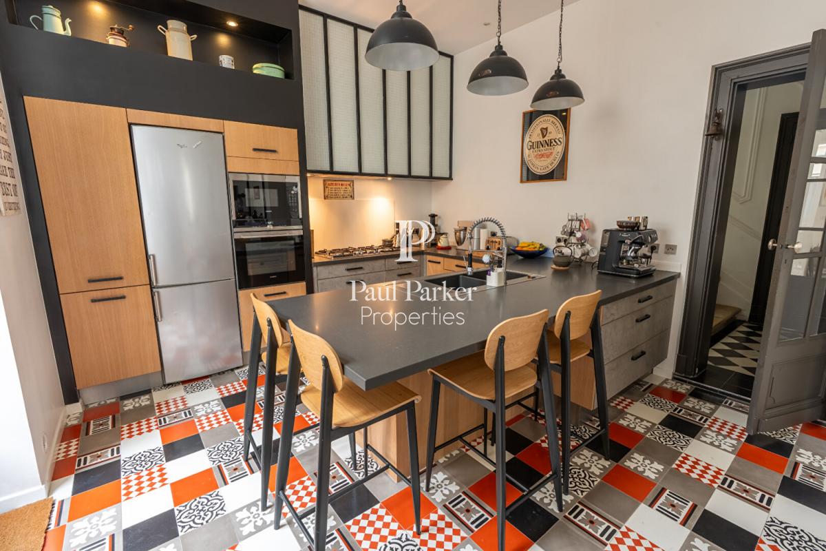 House ? Bordeaux Saint-Augustin / Caudéran ? Pool ? Double Garage ? 290 m² - 4024203PCMILA3PCMIL