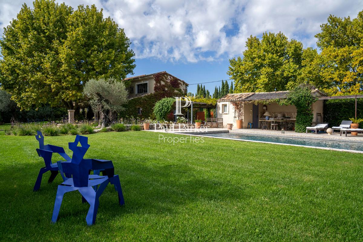 Mas ancien rénové-  Saint Remy De Provence 8 pièce(s) 260 m2 - 4252933PEPN