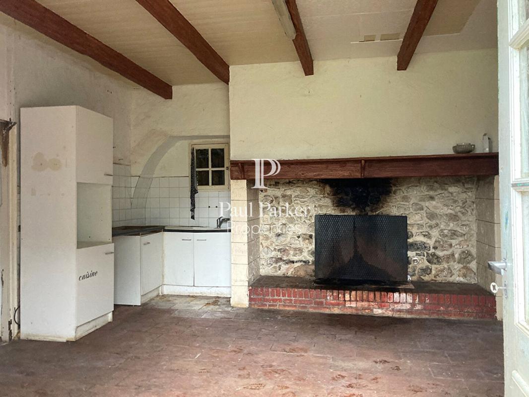Manoir du 13ème avec une longère, pigeonnier et grange sur plus de 13Ha - 4267323PEMM