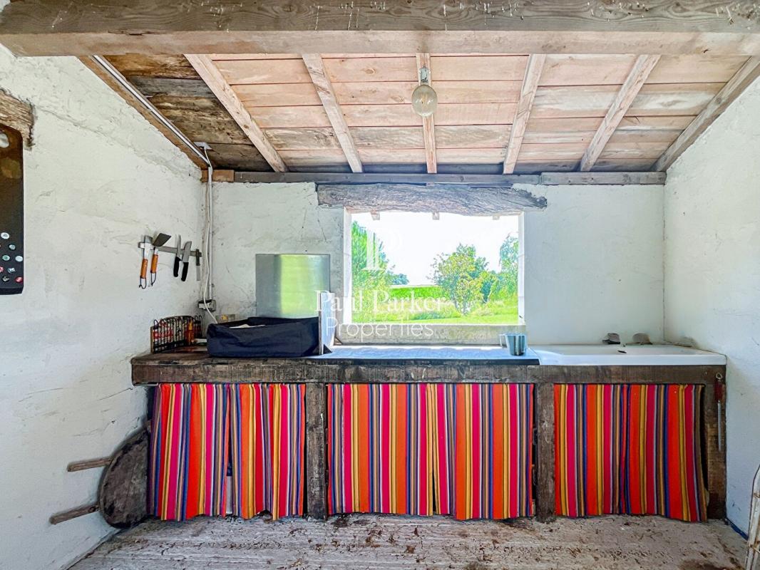Maison de pays Barbezieux Saint Hilaire 7 pièces piscine 4 chambres dépendances 307 m2 - 3898573PCMILC3PCMIL