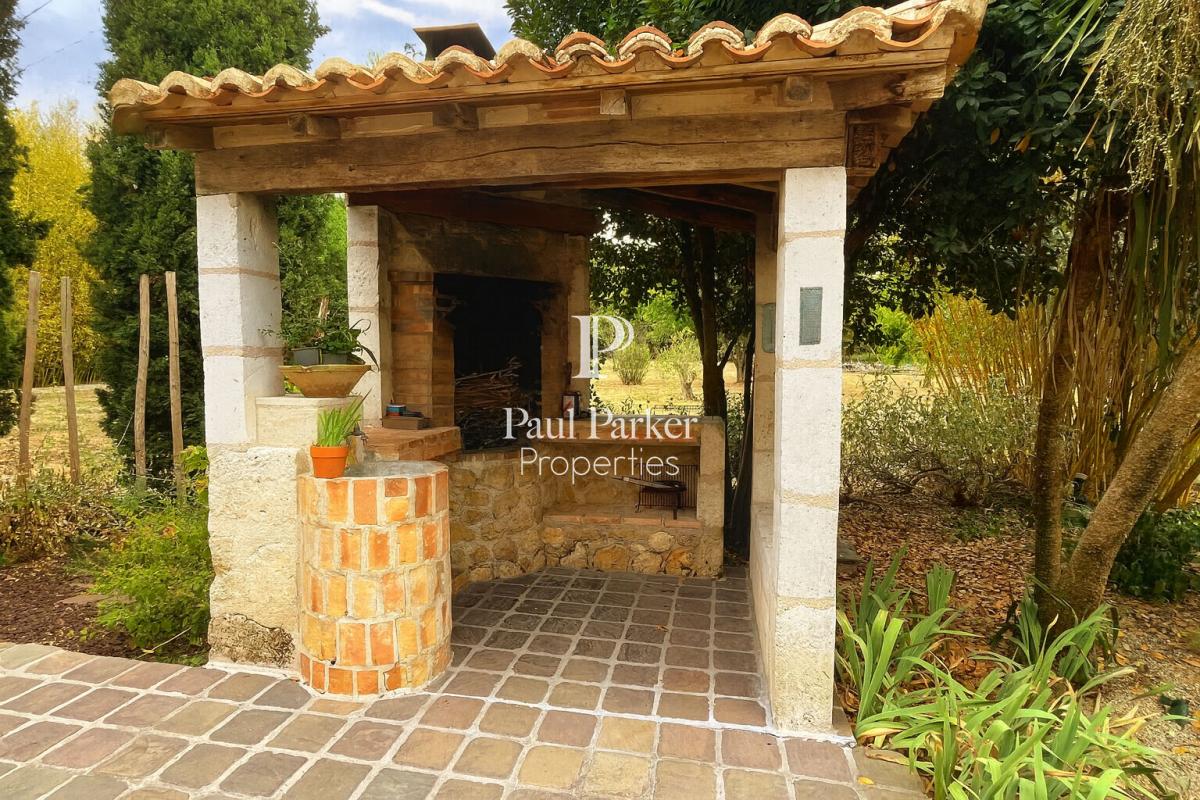 Villa d’exception Montpon Ménestérol 7 piéces, piscine, 6400 m² de terrain - 4198023PCMILC3PCMIL