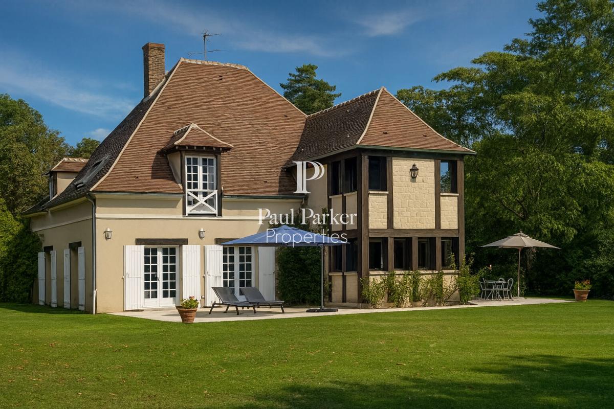 Senlis ? 9-room Family Home, 240 m², Park of 2,700 m² - 4238613PCMILA3PCMIL