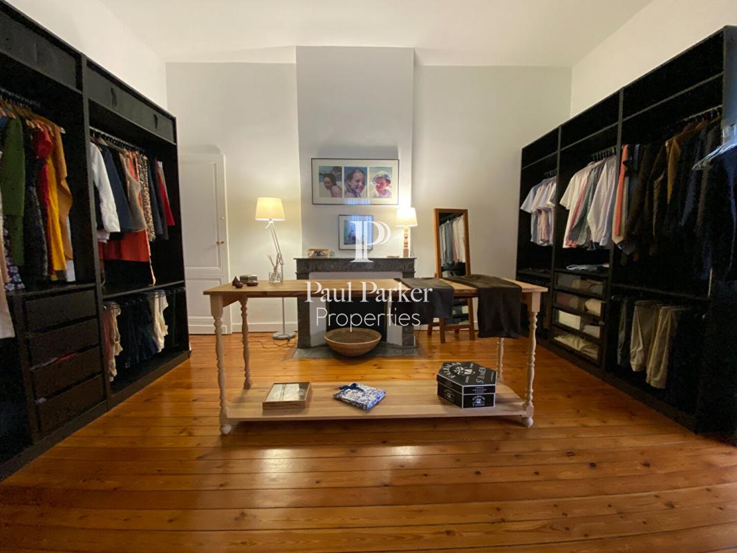 Demeure Bourgeoise à Bordeaux Croix Blanche  Saint Seurin 370 m² - 3872763PCMILB3PCMIL