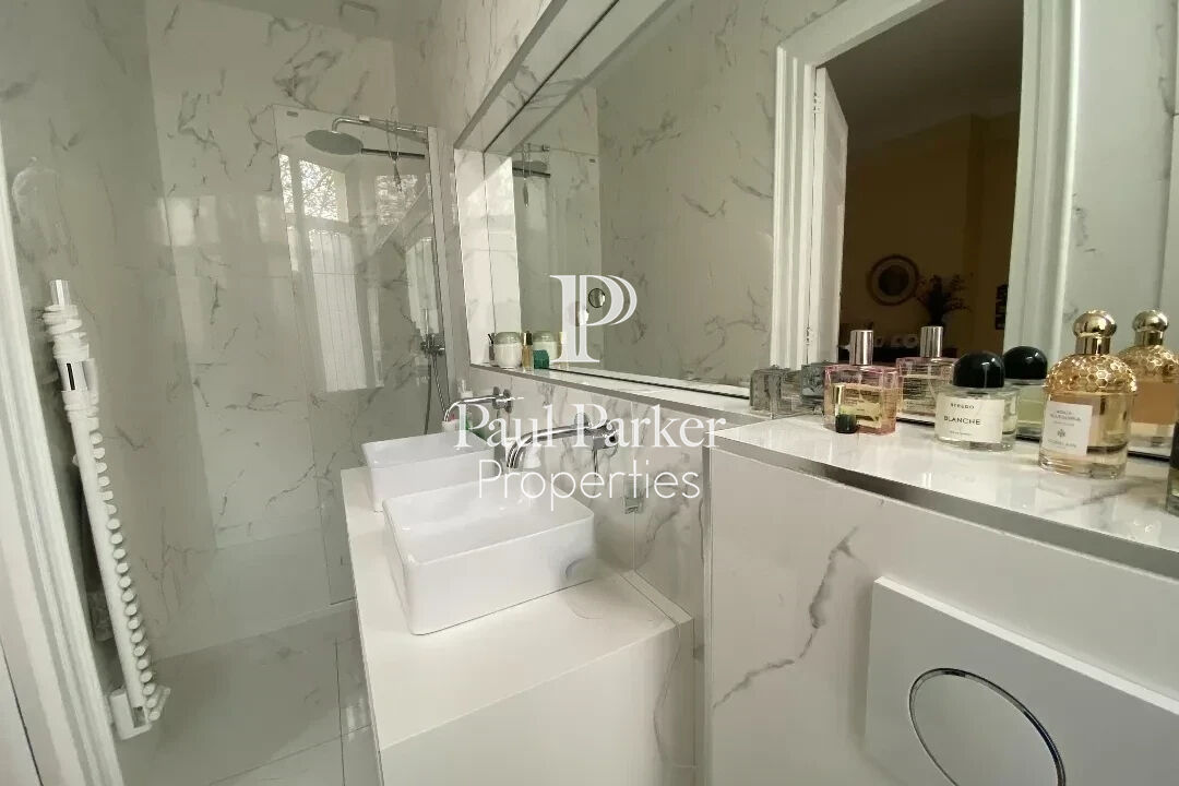 Demeure Bourgeoise à Bordeaux Croix Blanche  Saint Seurin 370 m² - 3872763PCMILB3PCMIL