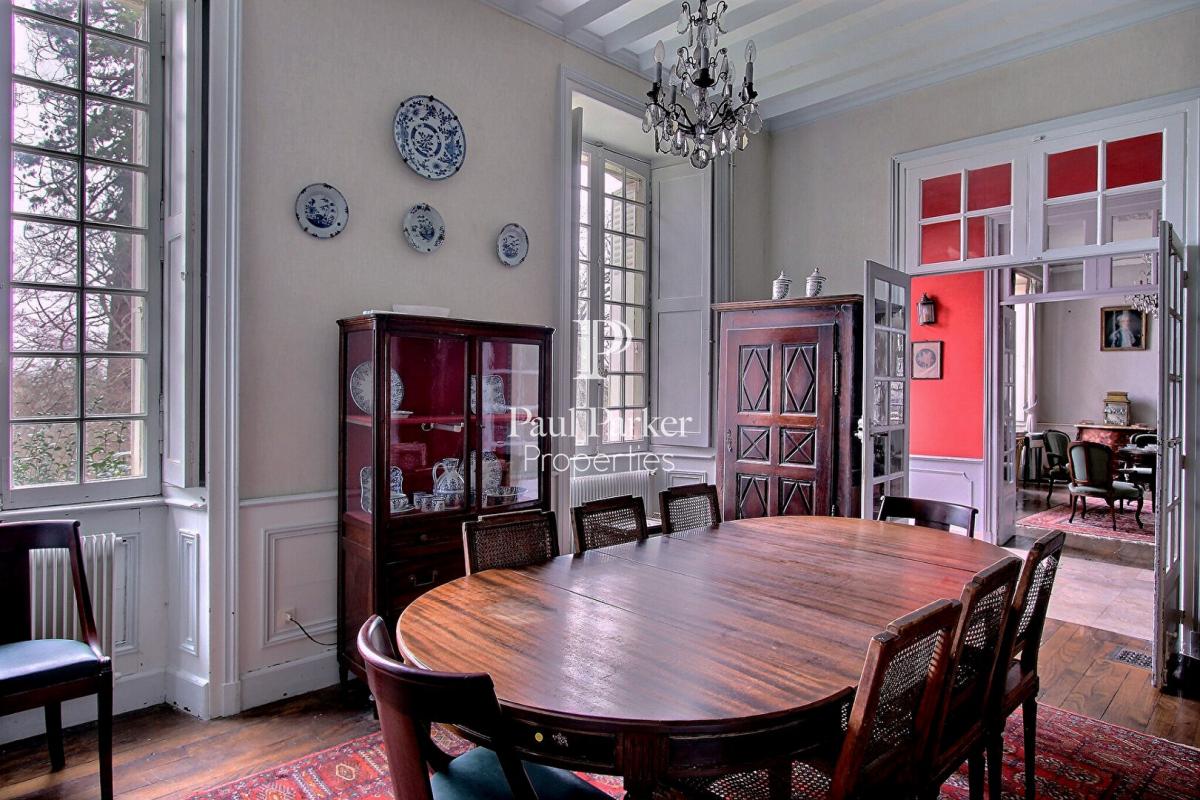 Manoir  de 1850, maison de gardien et tennis sur un parc de 5 ha - 420450-3PADR
