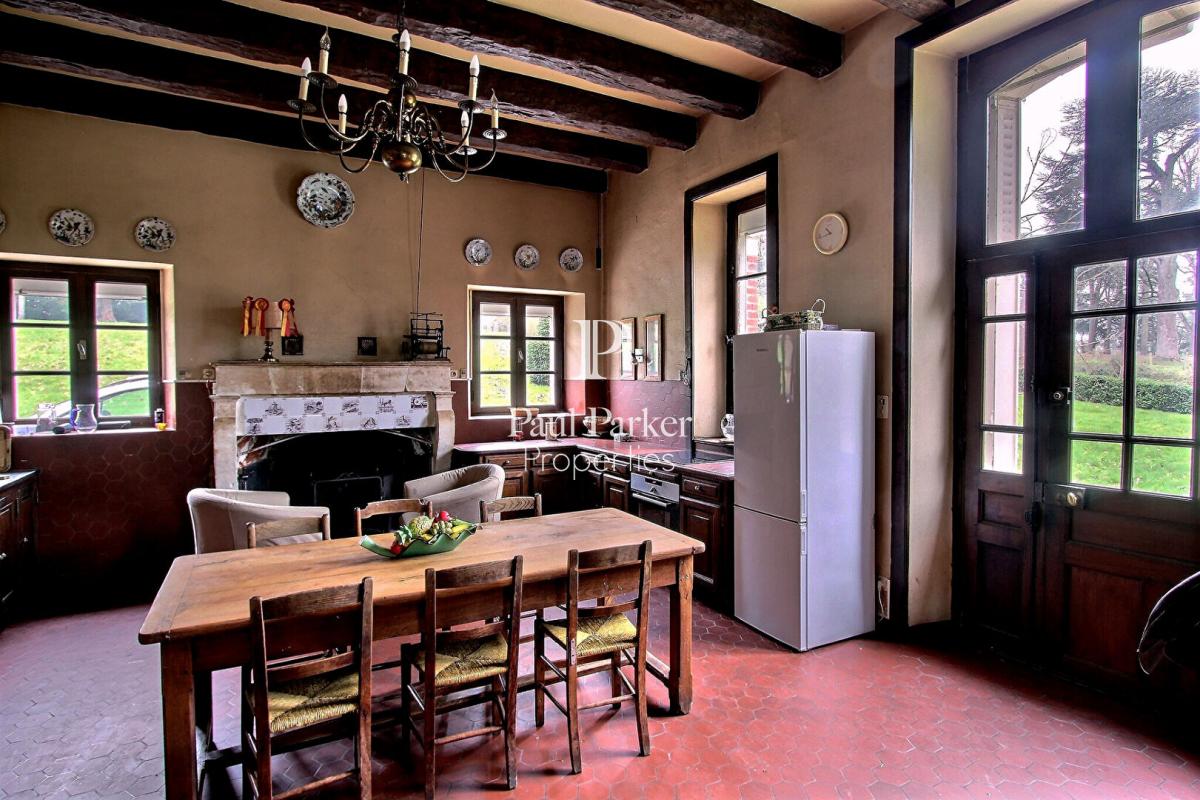 Manoir  de 1850, maison de gardien et tennis sur un parc de 5 ha - 420450-3PADR