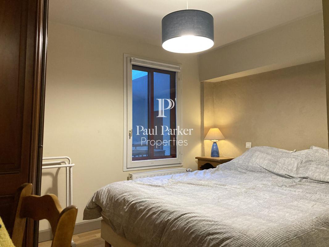 Appartement duplex avec ascenseur, grande terrasse en hypercentre - 4273043PEMM