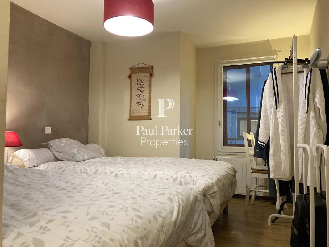 Appartement duplex avec ascenseur, grande terrasse en hypercentre - 4273043PEMM