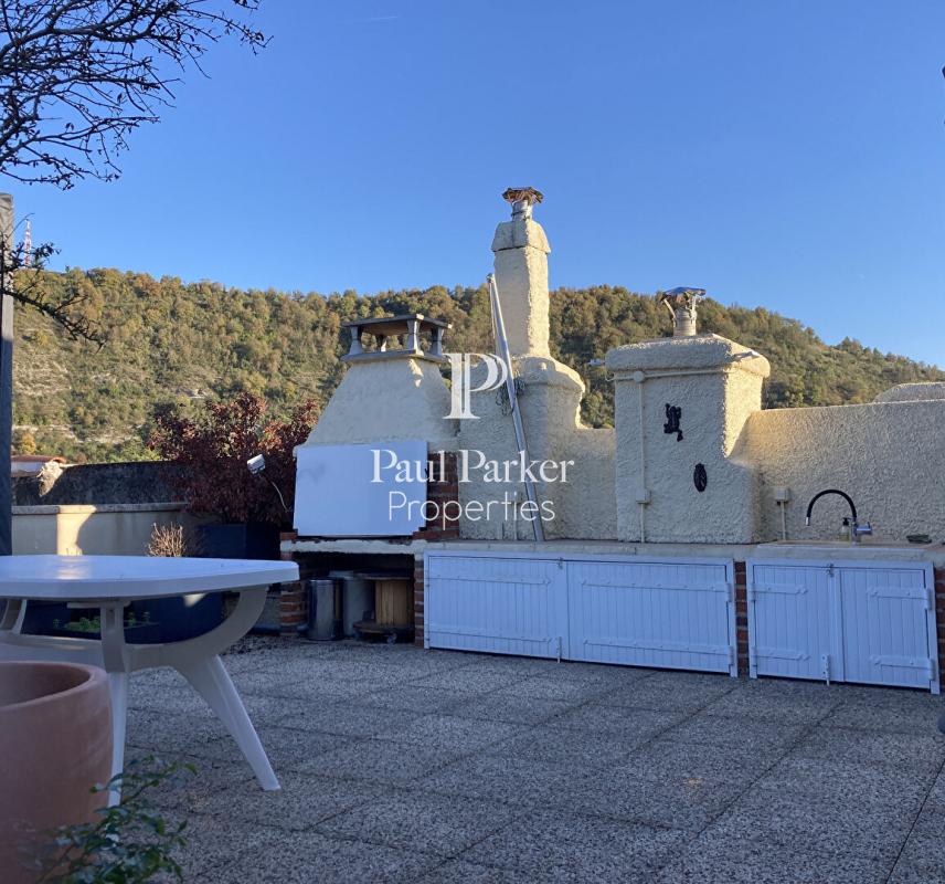 Appartement duplex avec ascenseur, grande terrasse en hypercentre - 4273043PEMM