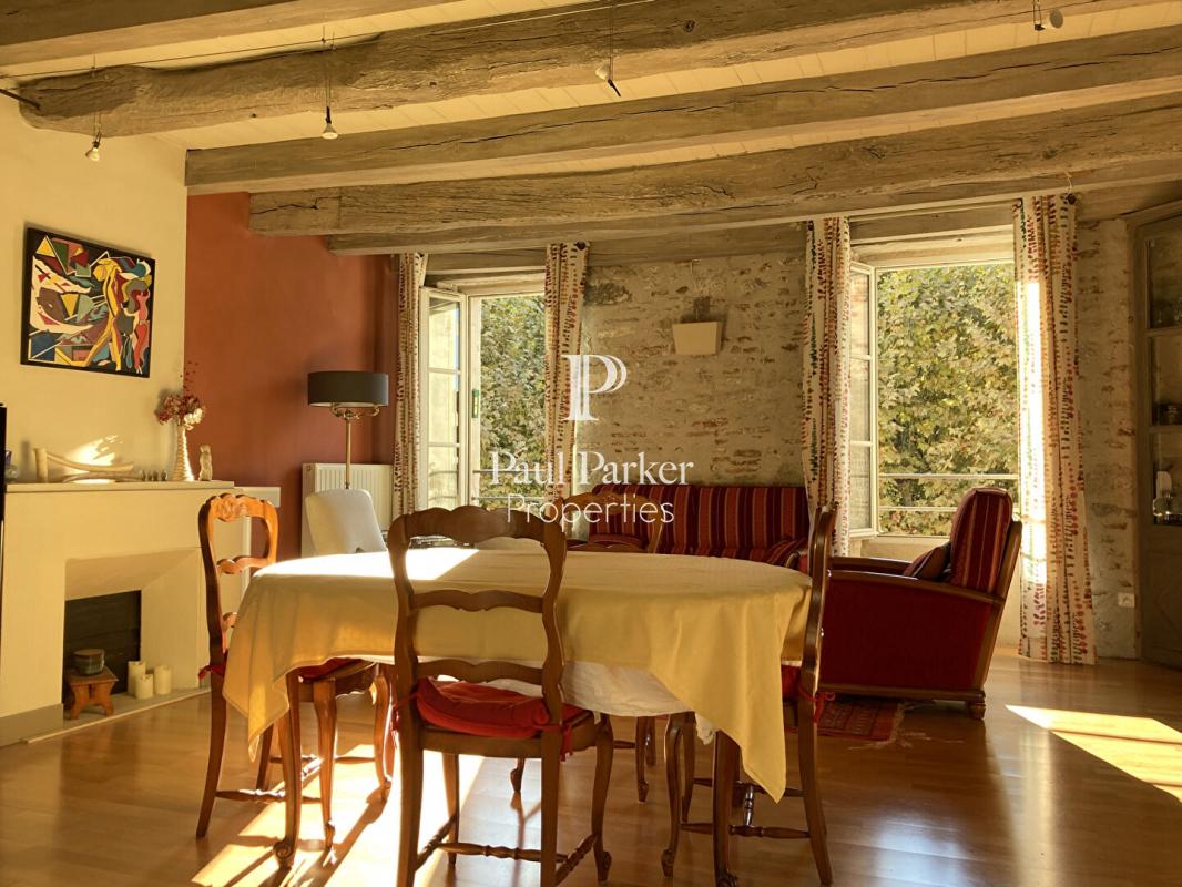 Appartement duplex avec ascenseur, grande terrasse en hypercentre - 4273043PEMM