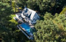 Architect-Designed Home with Heated Pool A Refined Retreat on the Edge of Vannes - 4276383PVIH