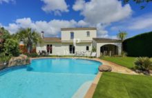 8-room house in Mérignac with swimming pool, garage, 850 sqm garden - 4166173PCMILA3PCMIL