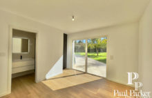 Au nord Aix-En-Provence Villa post moderne pour villégiature familiale 10 pièce(s) 248.50 m2 / 5 chambres + 1 studio / 4225 m2 terrain - 4296303PCML