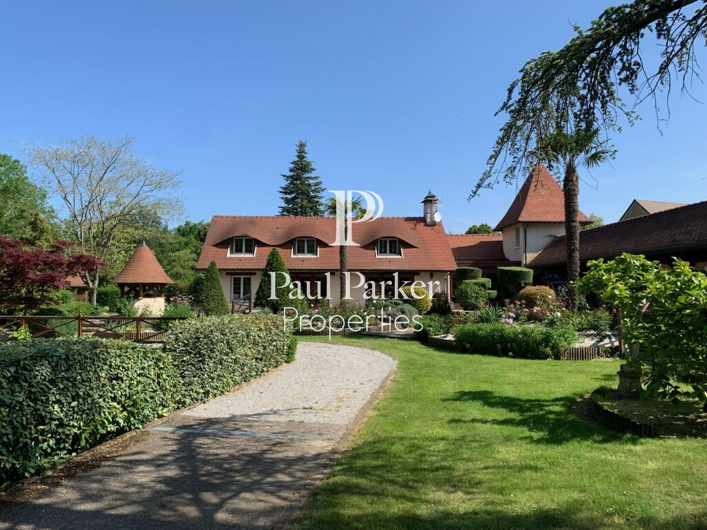 Demeure de prestige Montbizot 10 pièce(s) 441 m2 - 4299753PLGI