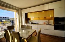 Cannes Croisette – Élégant appartement rénové avec vue sur la Méditerrané - 42682228113PMVORZ