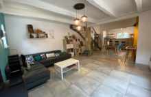 A vendre maison rénovée à Grans 150m2 avec un terrain de 5300m2 - 4317183PKCH