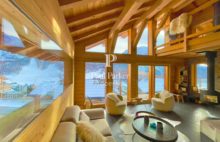 Demeure de prestige CHALET à MONTGENÈVRE   Alpes du Sud 8 pièce(s) 190 m2  surface habitable / 4 Chambres +1 Suite /  2 Terrasses + Jacuzzi / Séjour cuisine 62 m2/ Garage X2 - 4304123PCML