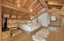 Demeure de prestige CHALET à MONTGENÈVRE   Alpes du Sud 8 pièce(s) 190 m2  surface habitable / 4 Chambres +1 Suite /  2 Terrasses + Jacuzzi / Séjour cuisine 62 m2/ Garage X2 - 4304123PCML