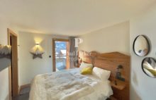 Demeure de prestige CHALET à MONTGENÈVRE   Alpes du Sud 8 pièce(s) 190 m2  surface habitable / 4 Chambres +1 Suite /  2 Terrasses + Jacuzzi / Séjour cuisine 62 m2/ Garage X2 - 4304123PCML