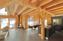 Demeure de prestige CHALET à MONTGENÈVRE   Alpes du Sud 8 pièce(s) 190 m2  surface habitable / 4 Chambres +1 Suite /  2 Terrasses + Jacuzzi / Séjour cuisine 62 m2/ Garage X2 - 4304123PCML