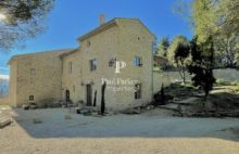Demeure de prestige Lourmarin – Mas XVIIIème de caractère  – trame contemporaine 198 m2  habitables / Terrain 6200 m2 / 4 chambres / 1 studio 19 m2 / 1 annexe 20 m2 - 4329143PCML