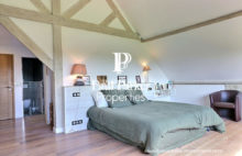 Villa  6 pièce(s) 391 m2 - 4171203PVIH