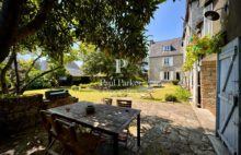 MORBIHAN – Ancien presbytère du 17e. siècle entièrement rénové  en coeur du bourg  de PLESCOP – 10 pièces 278 m2 - 4058533PVIH