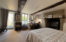 MORBIHAN – Ancien presbytère du 17e. siècle entièrement rénové  en coeur du bourg  de PLESCOP – 10 pièces 278 m2 - 4058533PVIH