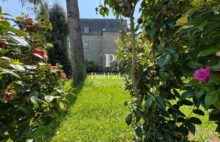 MORBIHAN – Ancien presbytère du 17e. siècle entièrement rénové  en coeur du bourg  de PLESCOP – 10 pièces 278 m2 - 4058533PVIH