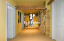 Propriété de Prestige et ses dépendances, Domaine de 61 hectares, Au coeur du Périgord 24160 - 4106193PENL