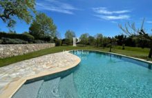 Maison d&rsquo;Architecte  Puyricard – Aix En Provence  nord 12 pièce(s) 360 m2 surfaces habitable / 6 chambres / 1 T2 indépendant / domaine de 1,2 hectare - 4333863PCML