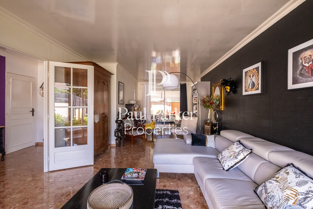 MAGNIFIQUE MAISON FAMILIALE AVEC 4 CHAMBRES  JARDIN ET GRANDE PISCINE - 4136633PPBD