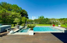 Villa Aix En Provence nord 12 pièce(s) 265 m2 + ANNEXE 38 m2 / 6 chambres /2500 m2 jardin + ANNEXE + Piscine 3 bassins - 4093033PCML