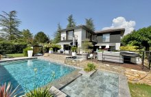 Villa Aix En Provence nord 12 pièce(s) 265 m2 + ANNEXE 38 m2 / 6 chambres /2500 m2 jardin + ANNEXE + Piscine 3 bassins - 4093033PCML