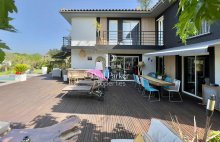 Villa Aix En Provence nord 12 pièce(s) 265 m2 + ANNEXE 38 m2 / 6 chambres /2500 m2 jardin + ANNEXE + Piscine 3 bassins - 4093033PCML