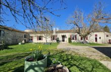 ASTAFFORT : Ancien Domaine Agricole Médiéval  377m², dépendances : Ecurie, Etable, Hangar - 4378123PTOE