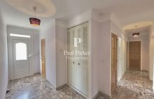 Aix-en-Provence – Élégante villa de villégiature avec piscine lagon, à proximité immédiate de l&rsquo;Archevêché et du parking Pasteur /10 pièce(s) 220 m2  de surface  habitable / 1 suite  parentale + 4 Chambres + 1 Studio + 4 Sde +  Piscine / Terrain  jardin 1 - 4417293PCML