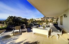 A haven of light between sky and sea, in the heart of Cannes - 4133313PMVORZ